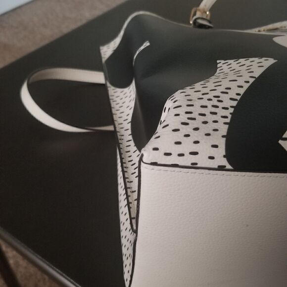 Coach Disney Micky Large Tote - Picture 8 of 9